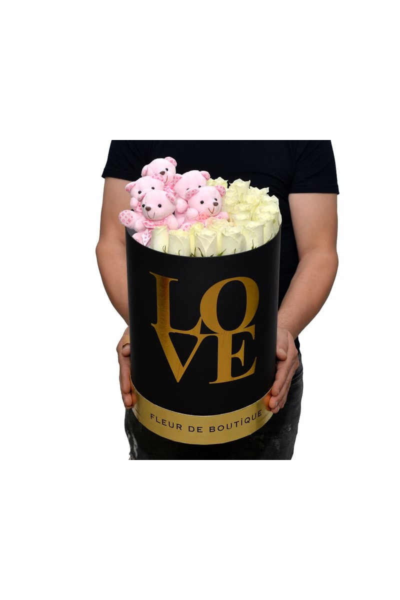 Large Love Kutuda Beyaz Güller Ve Sevimli Ayıcıklar