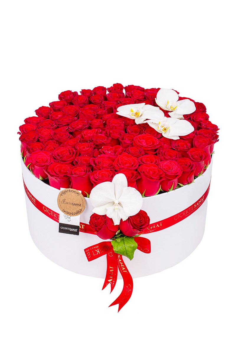 Whıte Box 101 Red Roses & Orchid